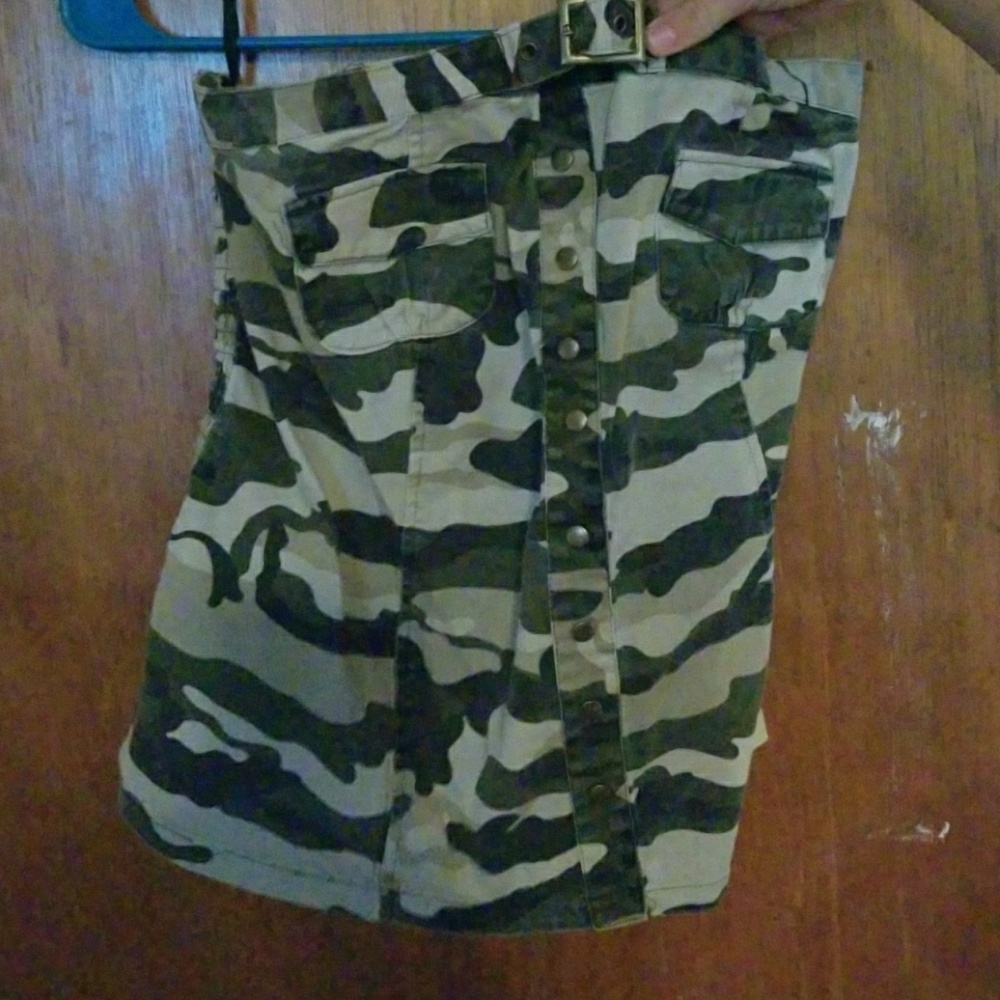 Halter top